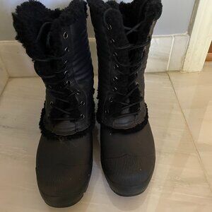 Hunter Snow Boots Black Size 9